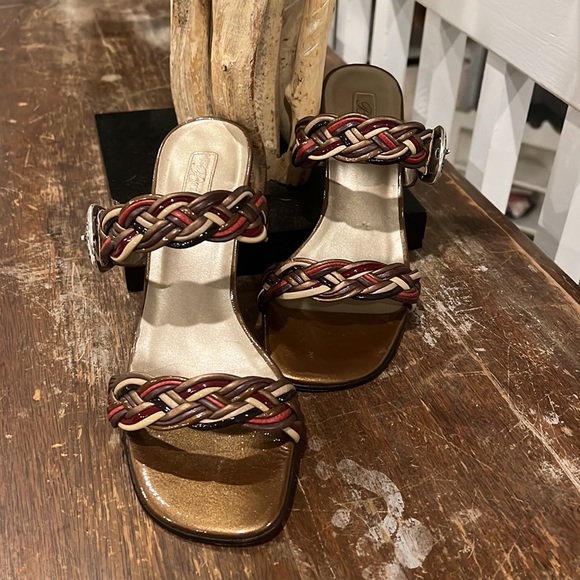 BrightonFootwear 8 - Picture 14 of 15